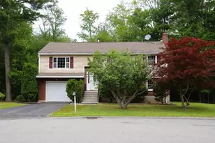 42 Wheatland St, Burlington, MA 01803 - Photo 3