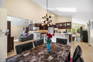 7 Sherborne Cir, Ashland, MA 01721 - Photo 5