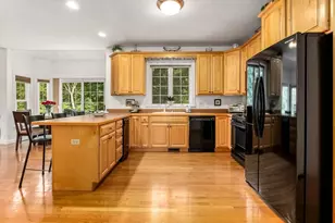 19 Burnham Ct, Stoughton, MA 02072 - Photo 13