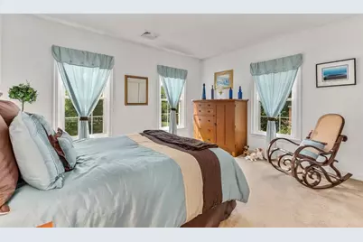 19 Burnham Ct, Stoughton, MA 02072 - Photo 27