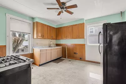 93 Ocean Ave, Salem, MA 01970 - Photo 7
