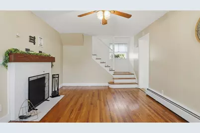 87 Lakevilla Ave, Springfield, MA 01109 - Photo 7