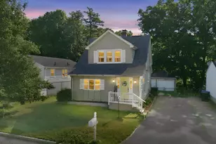 87 Lakevilla Ave, Springfield, MA 01109 - Photo 5