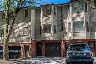 54 Regent Cir, Brookline, MA 02445 - Photo 33