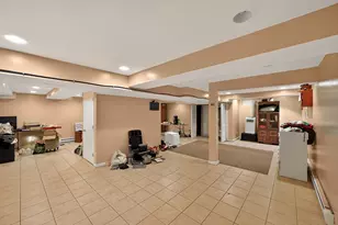 16 Hill St, Shrewsbury, MA 01545 - Photo 25