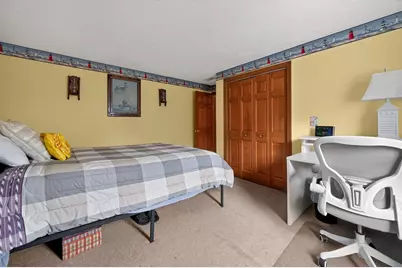 16 Hill St, Shrewsbury, MA 01545 - Photo 17