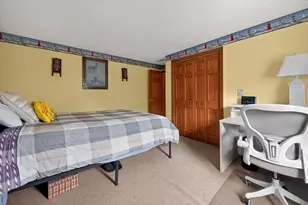 16 Hill St, Shrewsbury, MA 01545 - Photo 17