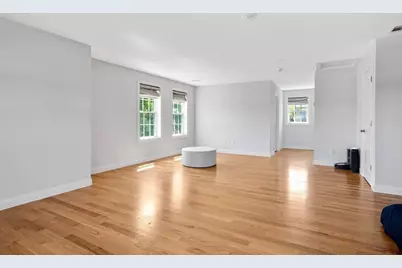 9 Ellingwood Cir, Framingham, MA 01701 - Photo 17