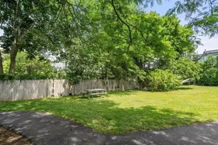 655 Saw Mill Brook Prkwy, Newton, MA 02459 - Photo 15