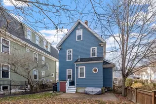 270 Poplar St, Boston, MA 02131 - Photo 35