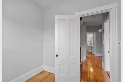 270 Poplar Street, Boston, MA 02131 - Photo 25