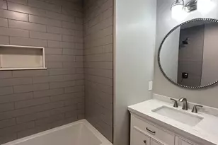 36 Center St, Andover, MA 01810 - Photo 11