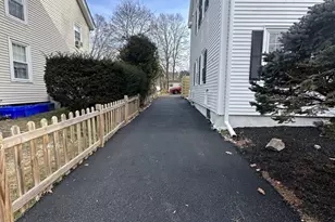 36 Center St, Andover, MA 01810 - Photo 27
