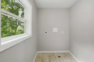 42 Windsor St, Worcester, MA 01605 - Photo 23