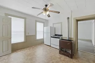 56 Paine St, Worcester, MA 01605 - Photo 17