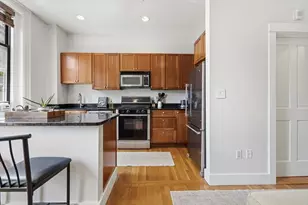 32 Yarmouth St, Boston, MA 02116 - Photo 3