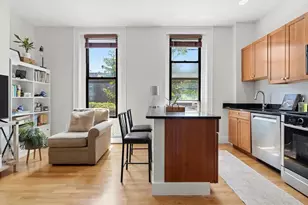 32 Yarmouth St, Boston, MA 02116 - Photo 1