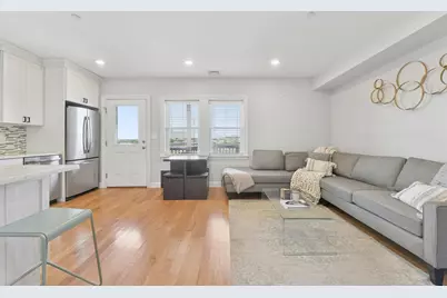 214-216 E Eagle St #5, Boston, MA 02128 - Photo 3