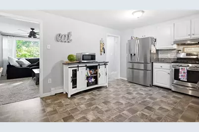 40 Kim Kris Lane, Dracut, MA 01826 - Photo 7
