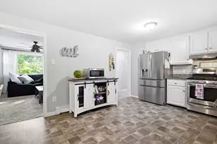 40 Kim-Kris Ln, Dracut, MA 01826 - Photo 7