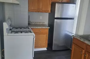 24 Hampden St, Worcester, MA 01609 - Photo 5