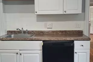 24 Hampden St, Worcester, MA 01609 - Photo 33