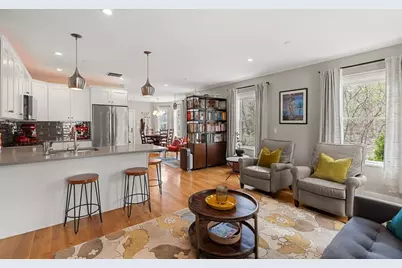 178 Thornton St #1, Boston, MA 02119 - Photo 7