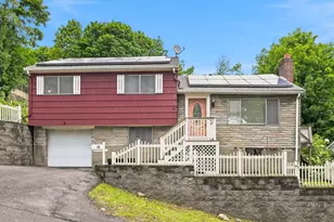 15 Burdett Rd, Lynn, MA 01904 - Photo 3