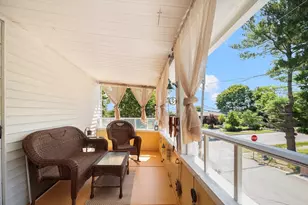 37-39 Remington St, Warwick, RI 02888 - Photo 25