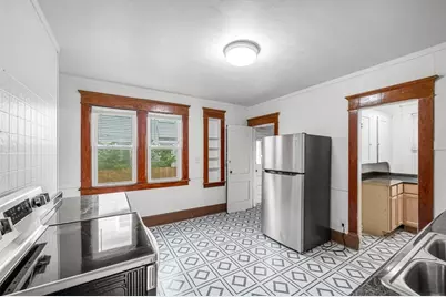 27 Appleton St #1, Springfield, MA 01109 - Photo 11