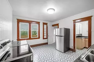 27 Appleton St, Springfield, MA 01109 - Photo 11
