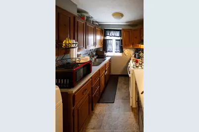 86 Pilgrim Ave, Worcester, MA 01604 - Photo 11