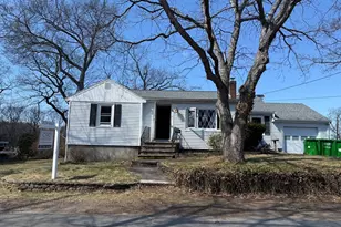 21 Spaulding St, Quincy, MA 02169 - Photo 1