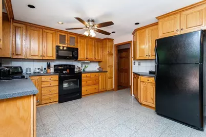 80 Forestt Street, Saugus, MA 01906 - Photo 5