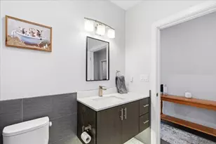 2 Cliveden St, Quincy, MA 02169 - Photo 25