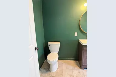 295 Kittredge St #2, Boston, MA 02131 - Photo 9