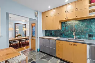 10 Dewolf St, Boston, MA 02125 - Photo 11