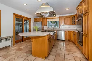 32 Centre St, Canton, MA 02021 - Photo 9
