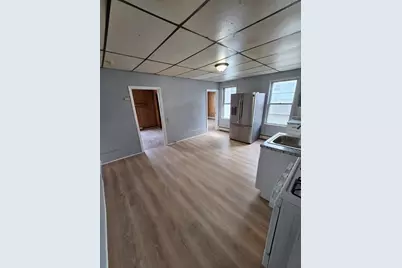 1852 S Main St, Fall River, MA 02724 - Photo 7