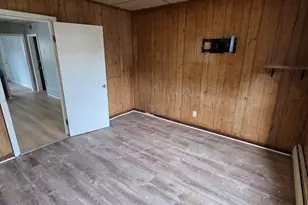 1852 S Main St, Fall River, MA 02724 - Photo 9