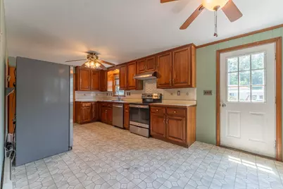 64 Bancroft Street, Dracut, MA 01826 - Photo 5