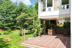 203 Canterbury Cir, East Longmeadow, MA 01028 - Photo 7