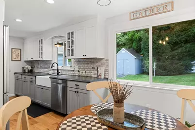 123 Greystone Ave, West Springfield, MA 01089 - Photo 15