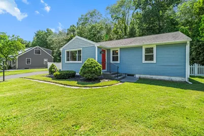 123 Greystone Ave, West Springfield, MA 01089 - Photo 3