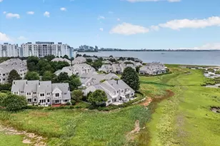 19 Schooner Ln, Quincy, MA 02171 - Photo 31