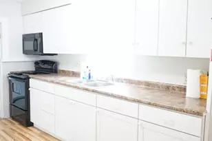 2 Pleasant St, Pepperell, MA 01463 - Photo 5