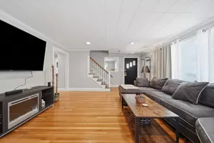 22 Waushakum Ave, Ashland, MA 01721 - Photo 9