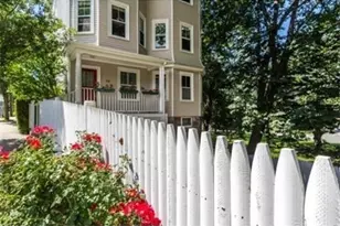 19 Eliot Crescent, Brookline, MA 02467 - Photo 17