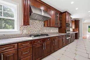 98R Walnut St, Shrewsbury, MA 01545 - Photo 11