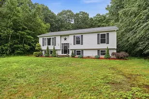 570 Woodland Way, Russell, MA 01071 - Photo 3